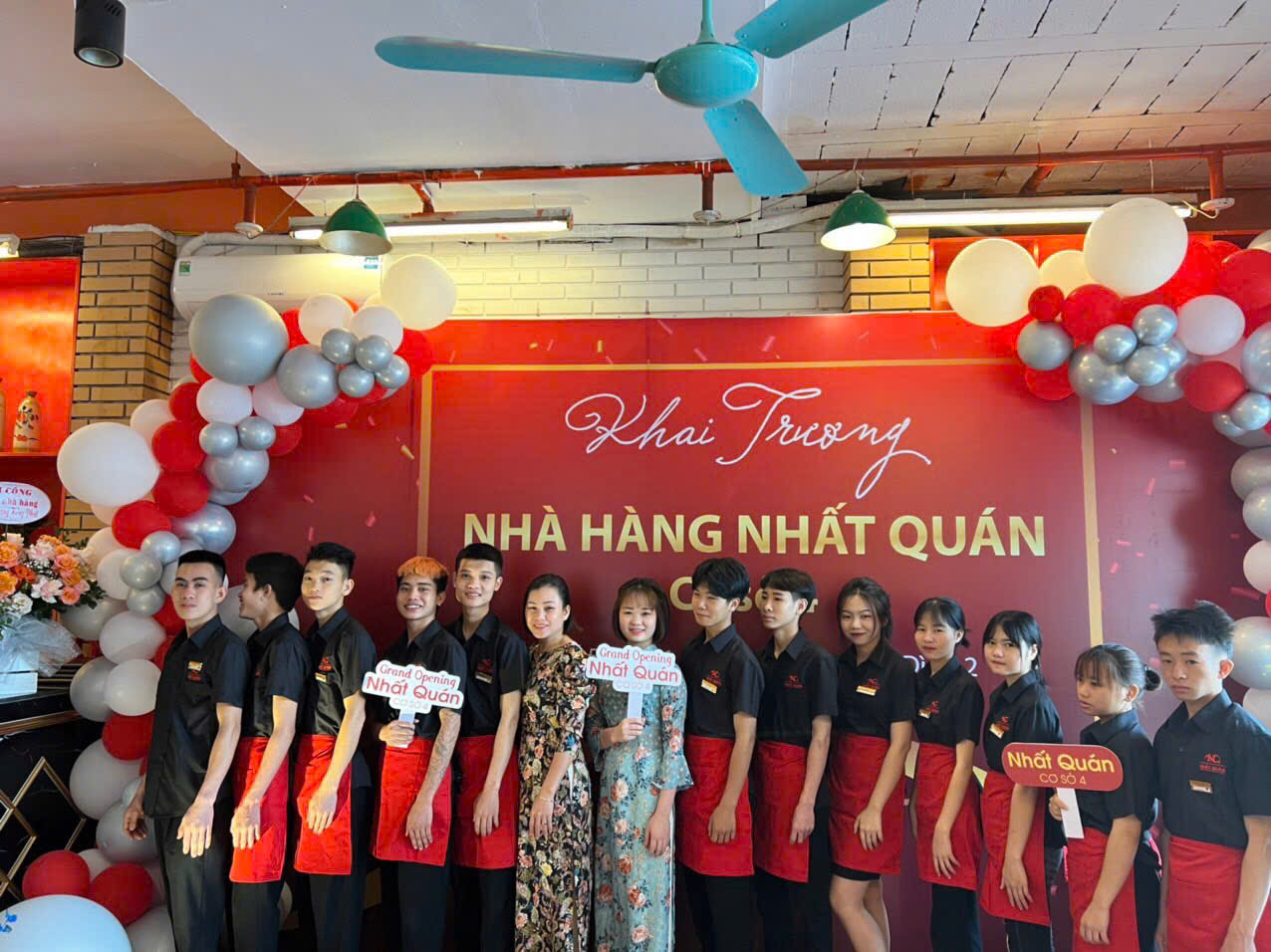 Nhà hàng nhất quán